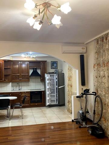 Степана Руданського вул., 4-6