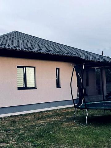 Продам будинок біля міста Вараш, повністю з меблями та технікою!!! 25 соток землі!!!