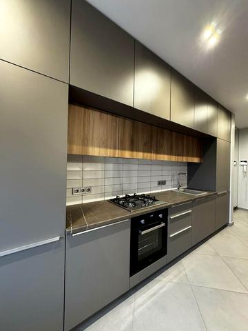 Торфяна вул., 21