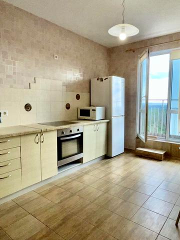 Клавдіївська вул., 40-Г