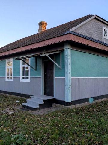 Деревʼяний будинок з просторою ділянкою на 14 соток, смт. Турійськ