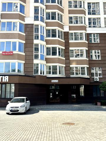 Університетська вул., 1-В