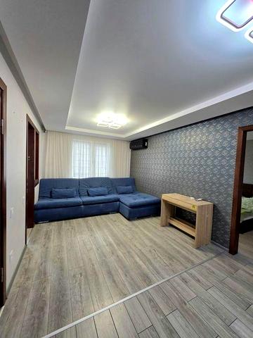 Актуально! Здається 3 кімнатна квартира на Митниці