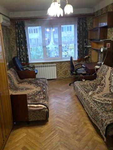 Продам 2-ну квартиру вул.Ященка Леопольда 13/16