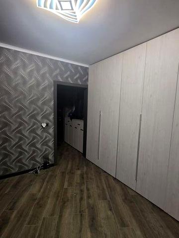 Здам 2кімнатну кв вул.Олександри Екстер 3 3