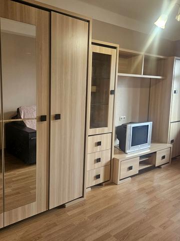 Павла Тичини просп., 21