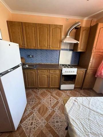 Здам на довго тривалий термін  в оренду квартиру, одно кімнатну .