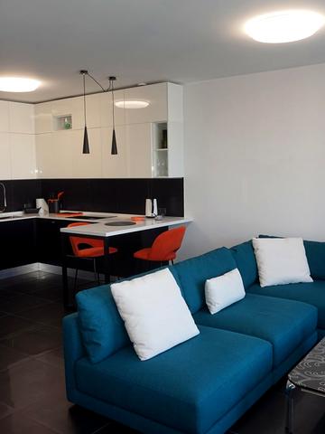 Зарічна вул., 4 к2