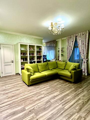 Володимирська вул., 19