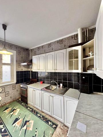 Героїв Крут вул. (Черепіна), 18