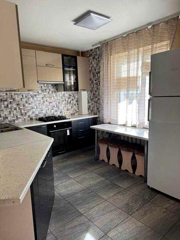 Продаж 4-х кімнатної квартири 103,4 кв м, вул. Момота, м.Бориспіль