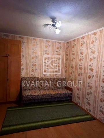 Продаж. 1 к з нормальним ремонтом. Київ,  вул. Синьоозерна