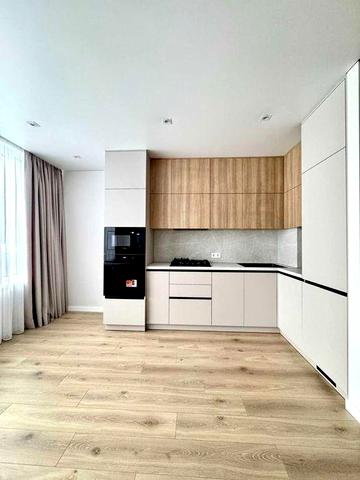 Терміново! Продаж дизайнерської квартири 50 м² на Батуринській. ЦЕНТР Львів
