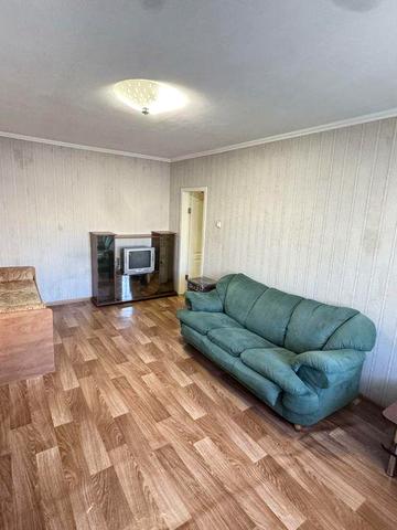 Драгоманова 42а, м.Позняки 7 хвилин пішкі.