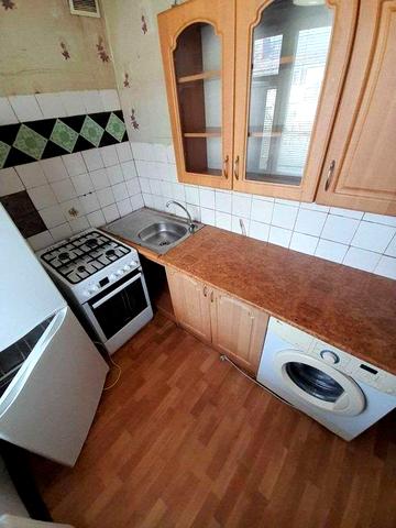 Продам 2х квартиру улица Салютная 8 под ремонт