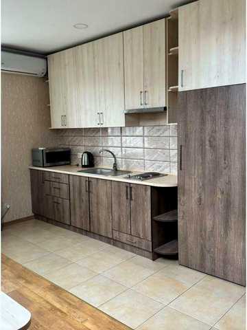 Продам 1-кімн.кв. . Троіцька, центр