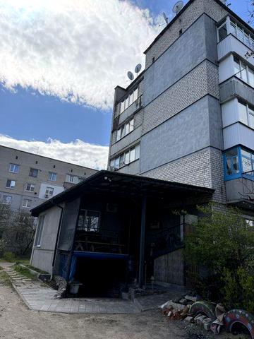 Продаж 2 кімнатноі квартири , Безлюдівка вулиця Кооперативна