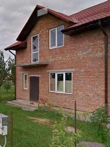 Обмін половини дуплекса в м.Луцьк на квартиру з доплатою