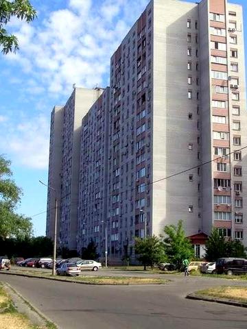 Оренда 2-к 75кв.м.  Ревуцького вул. 5  метро Харківська, Позняки. / гарний стан/