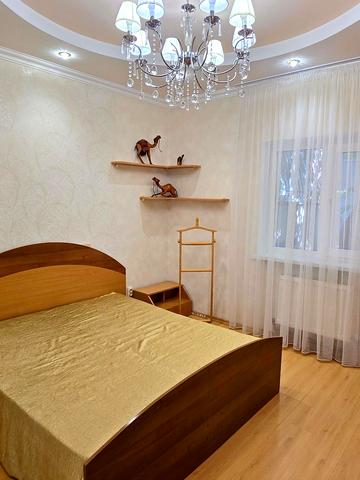 Пантелеймонівська вул., 62