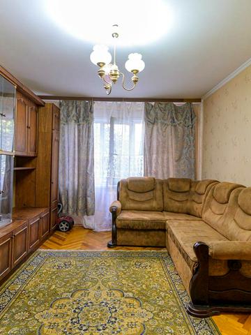 Володимира Івасюка просп. (Героїв Сталінграду), 63