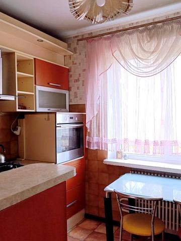 Оренда 2к квартири в районі Озерної
