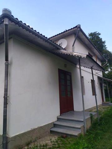 Продам гарний  будинок