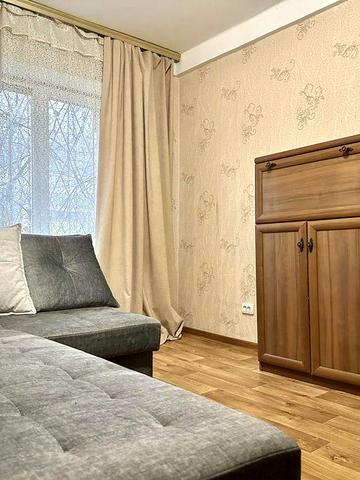 Продам. Центр. 2-кім пр. Берестейський 7