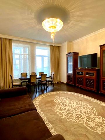 Саксаганського вул., 121