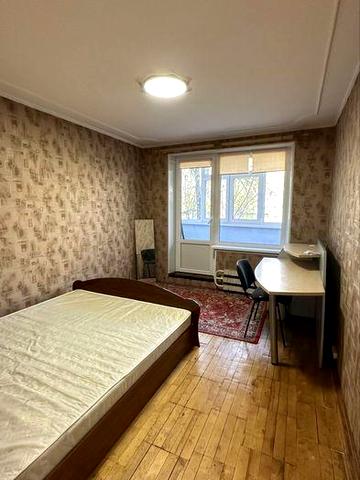 Сдам 3-комнатную квартиру на Валентиновской, 13А