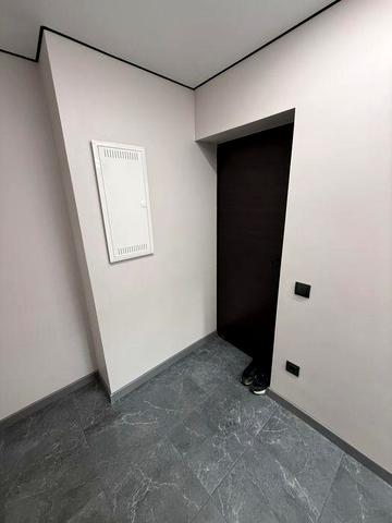 Квартира однокімнатна на другому поверсі