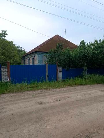 Будинок з городом в чудовому місці