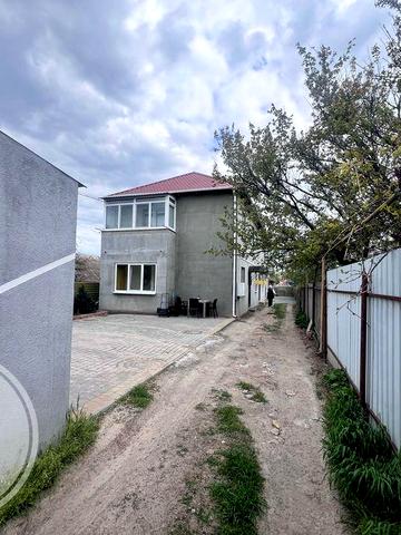 Продаж 2к квартири з індивідуальним опаленням парк Петровського/Котельна на 2 поверсі з 2