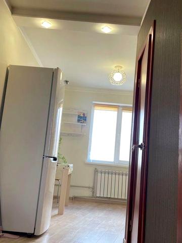Продам 2-к квартира, 4 м-н (ВЛАСНИК). З меблями та технікою!