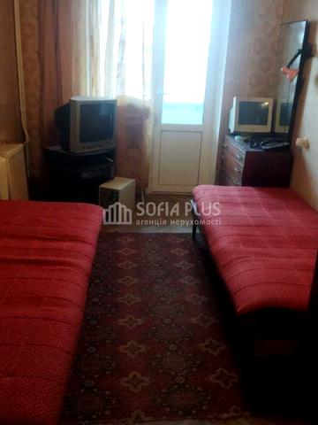 Срочно, ексклюзив! 3к, Кубанской Украины 45В, недорого