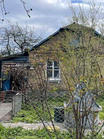 Тихий куточок над Дніпром: будинок у Стайках, 17.7 соток під забудову