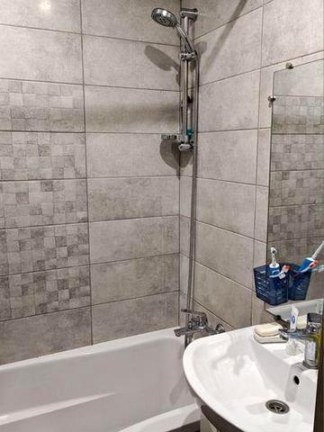 Продам 3 кімнатну квартиру Ушинського 7