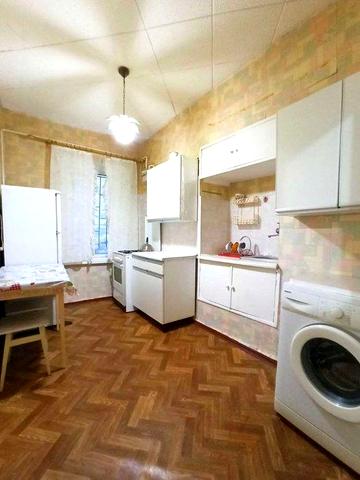 Продам 2-кімнатну квартиру в Приморському районі  вул.Розкидайловська