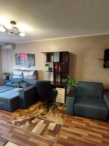 Єлизавети Чавдар вул., 34