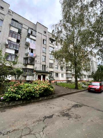 Івана Величковського вул., 52