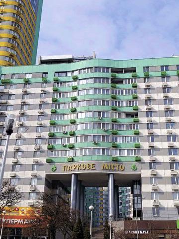 Вишгородська вул., 45