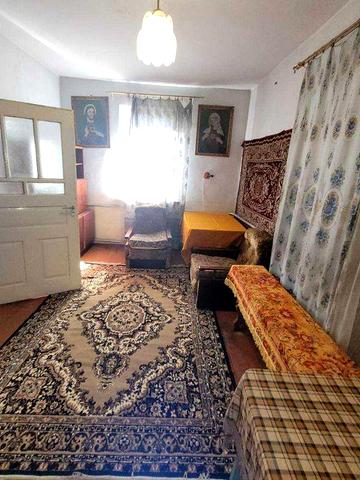 житловий будинок та земельна ділянка 26 сот., с. Павлів