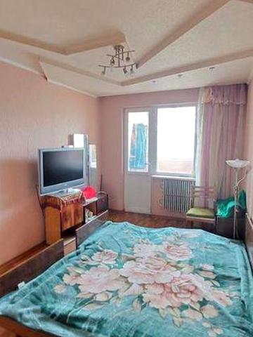 Продам 3комн 4/9эт 521 м-н метро Студенческая