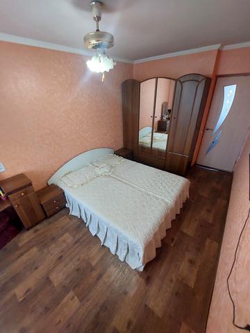 Героїв України просп. (Героїв Сталінграду), 87-В