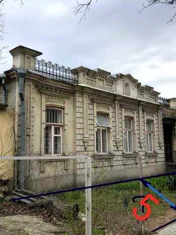 Продаю квартиру в Центре, 130м, удобно под бизнес.