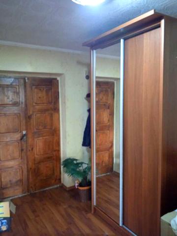 Продається 2-кімнатна квартира з ділянкою, гаражем та господарськими будівлями (м. Гайсин)
