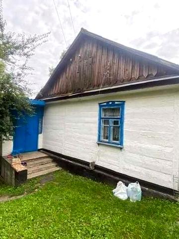 Продам деревяний будинок