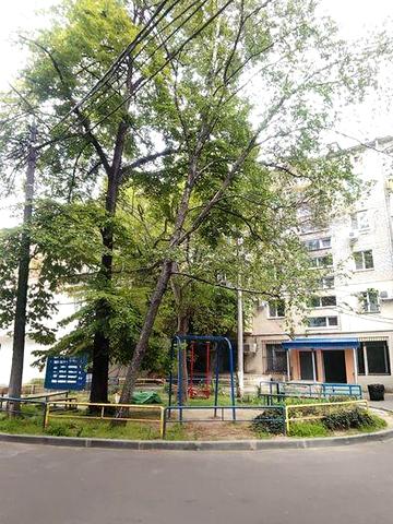 Продаж 2 квартири в самому центрі міста! Соборна ,Закритий двір !