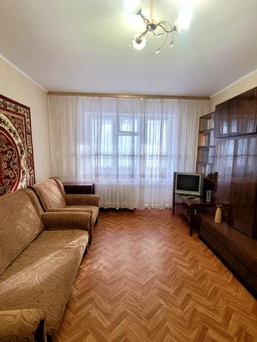 Зої Гайдай вул., 3