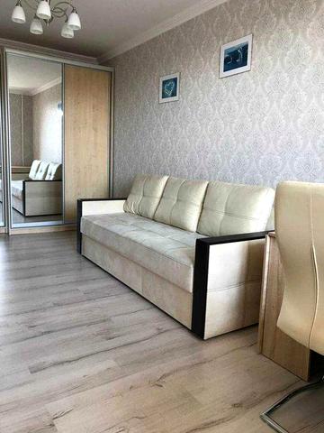 Продаж 1 кімнатної квартири вул. Ак. Заболотного 78 від господаря.